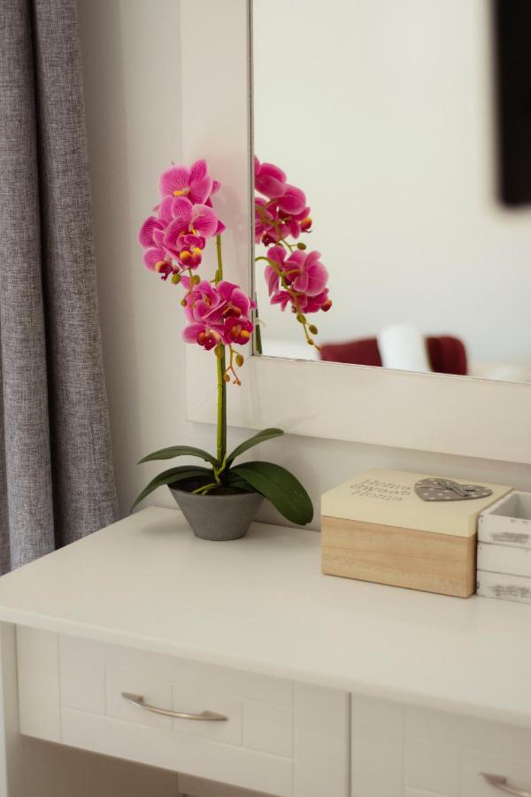 Christin's Lovely House By Corfuescapes *